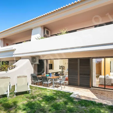 813 Alporchinhos, Porches *